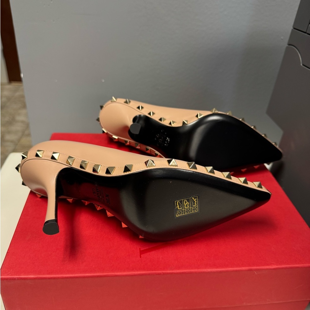 Valentino Women's Tan Studded Pumps - Picture 3 of 5
